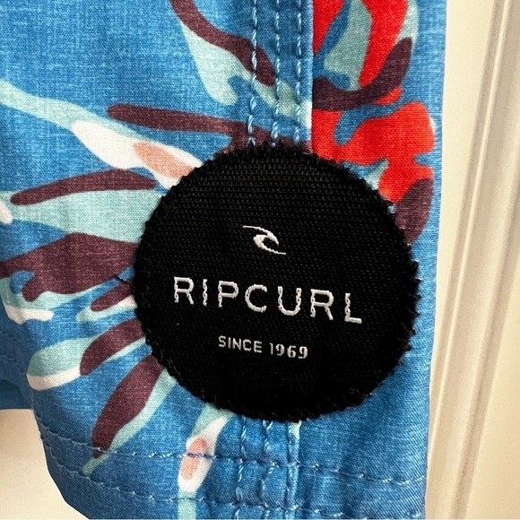 RIPCURL Boy’s Board Shorts NWOT SZ 10 - Picture 4 of 7